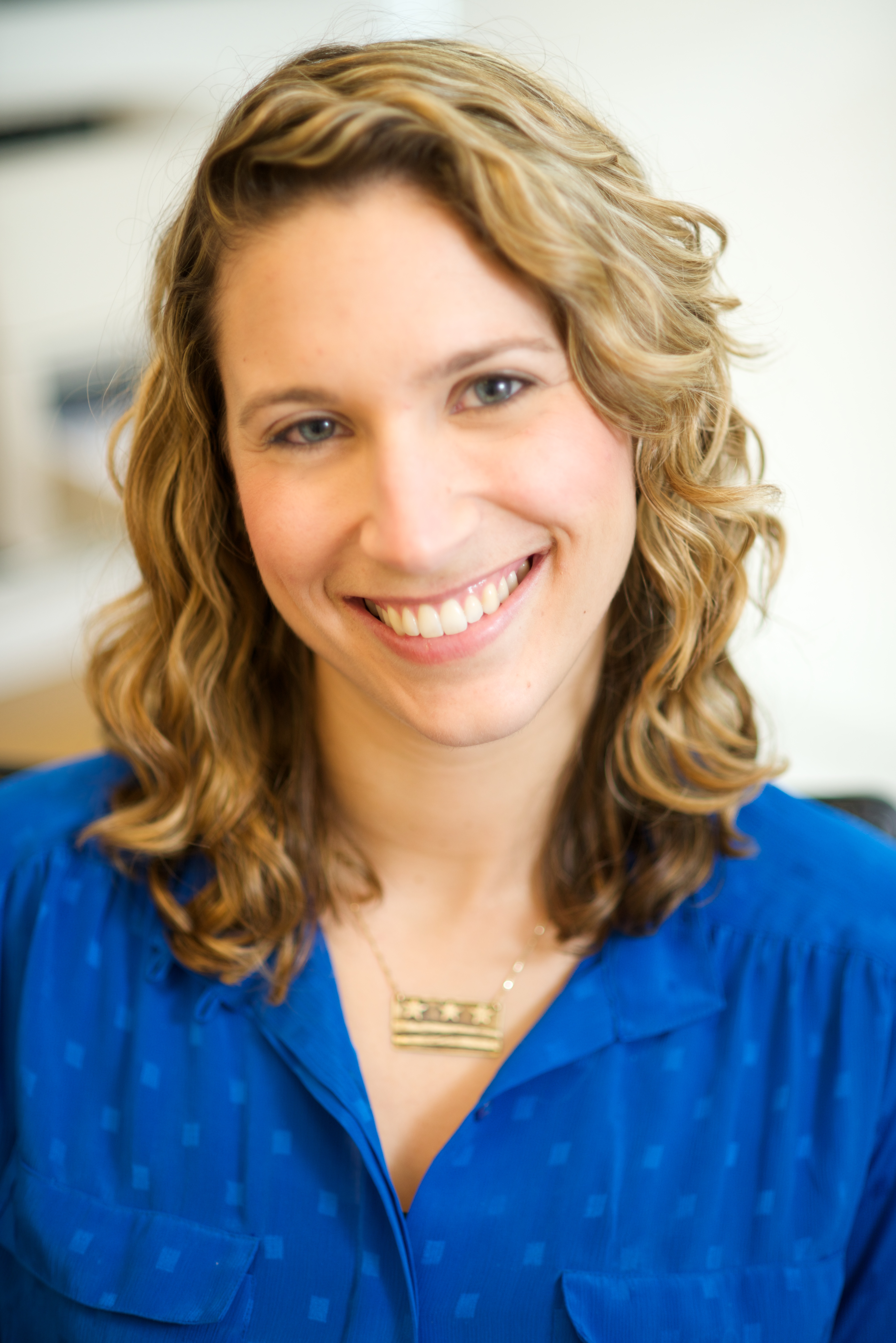 Portrait of Amy Naoum, CPA